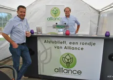 Arie van Horssen en Willem Maris van Alliance gaven een rondje van de zaak.